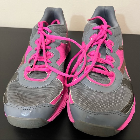 Reebok VibeTech Grey and Pink Athletic Sneakers - Picture 6 of 13